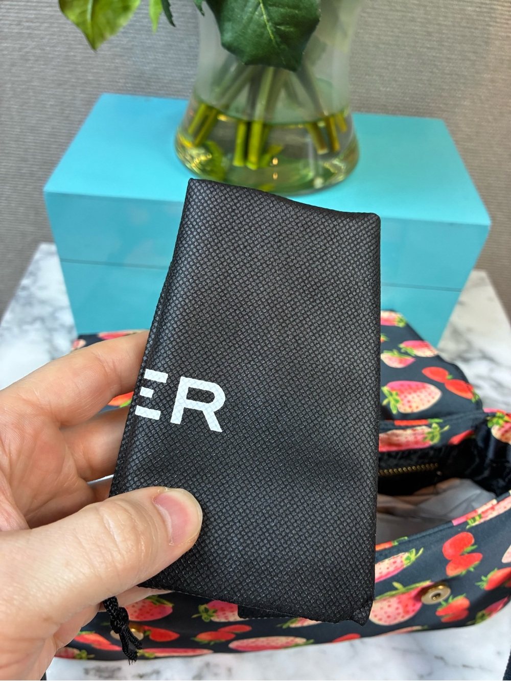 Kurt Geiger Strawberry Portobello Nylon Flap Bag - NWT 🍓 - Picture 11 of 11